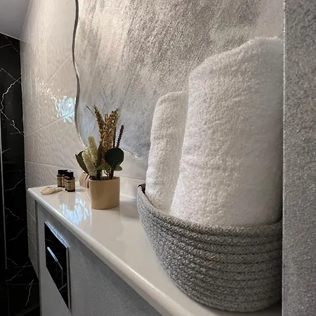 Apartment Magic Sand